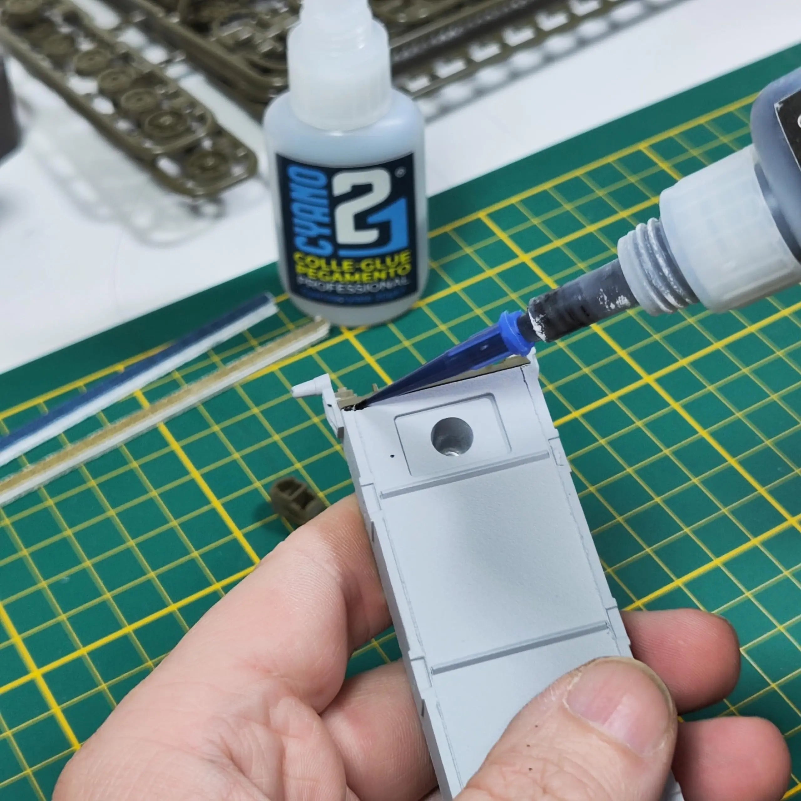 Super Glue Colle21 Noir