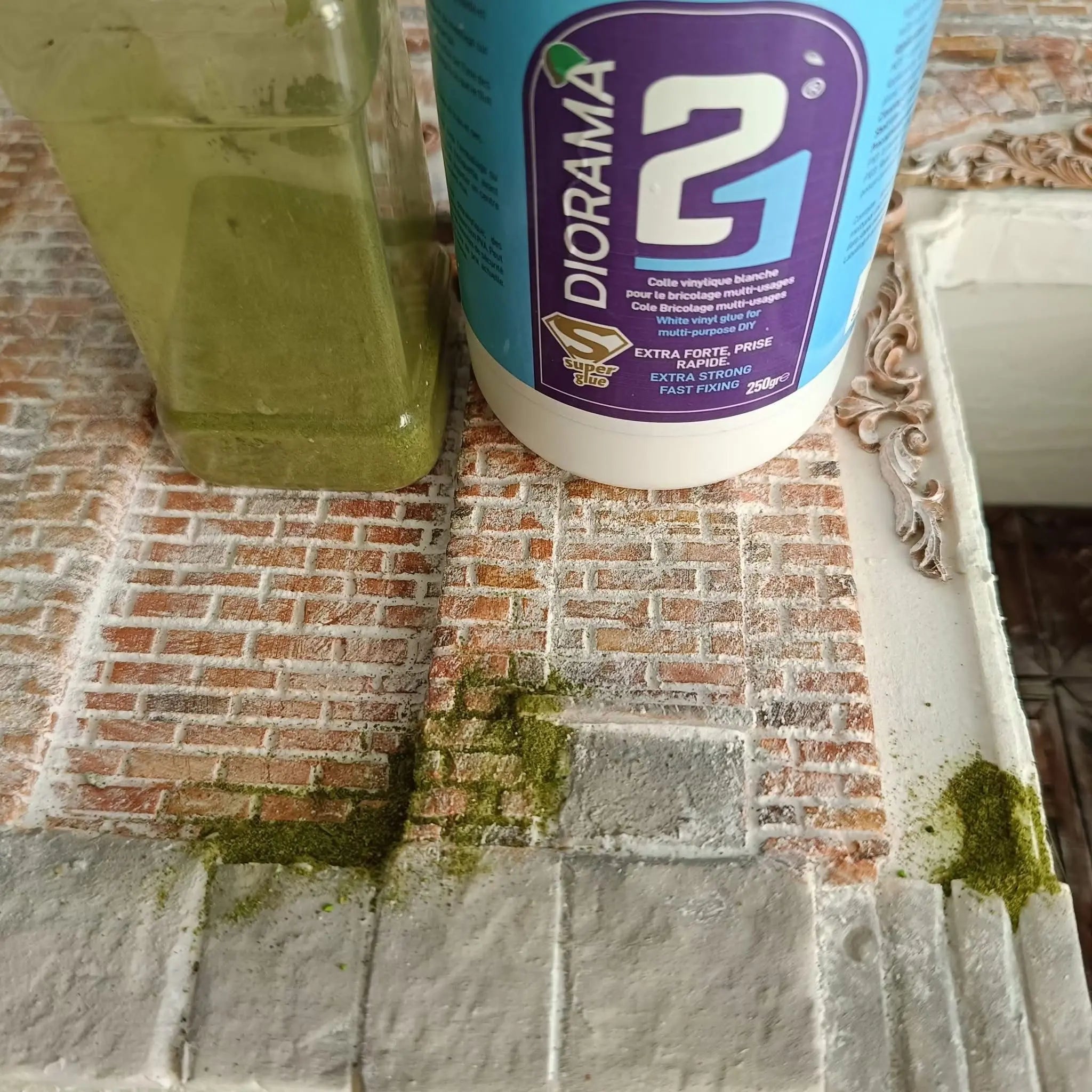 LINEA LEONARDO By Super Glue Colle21