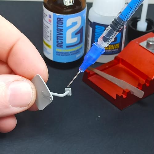 ACTIVATEUR LIQUIDE pour Colle Cyano Super Glue Colle21, Activateur liquide pour colle cyano, avec Pinceau Applicateur - Bouteille d'activateur de 30 ml pour Colle Cyanoacrylate, activateur liquide pour modélisme, activateur liquide pour bricolage.