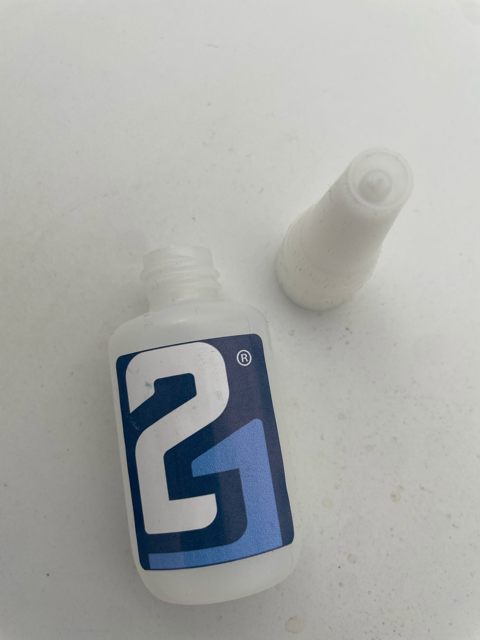 Empty bottle with doser cap for super glue glue21-quantity for 20g of glue
